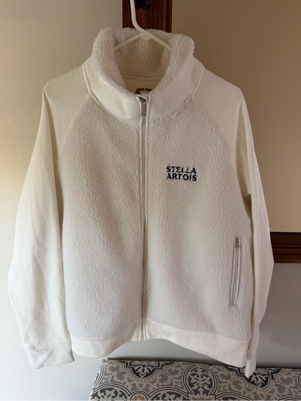 Woman’s Cream Sherpa XL Zip Jacket
